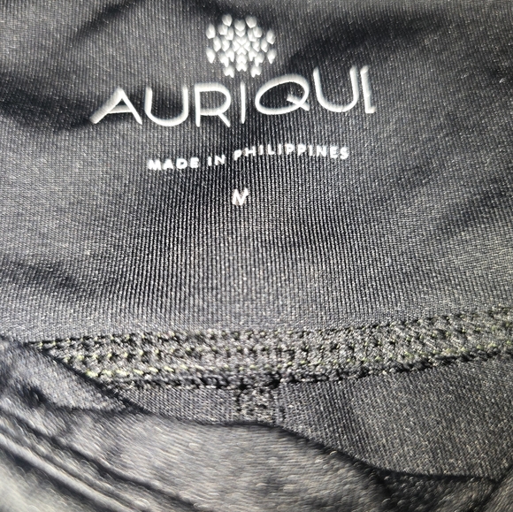 Colorblock Leggings in Green and Burgundy - Picture 3 of 3